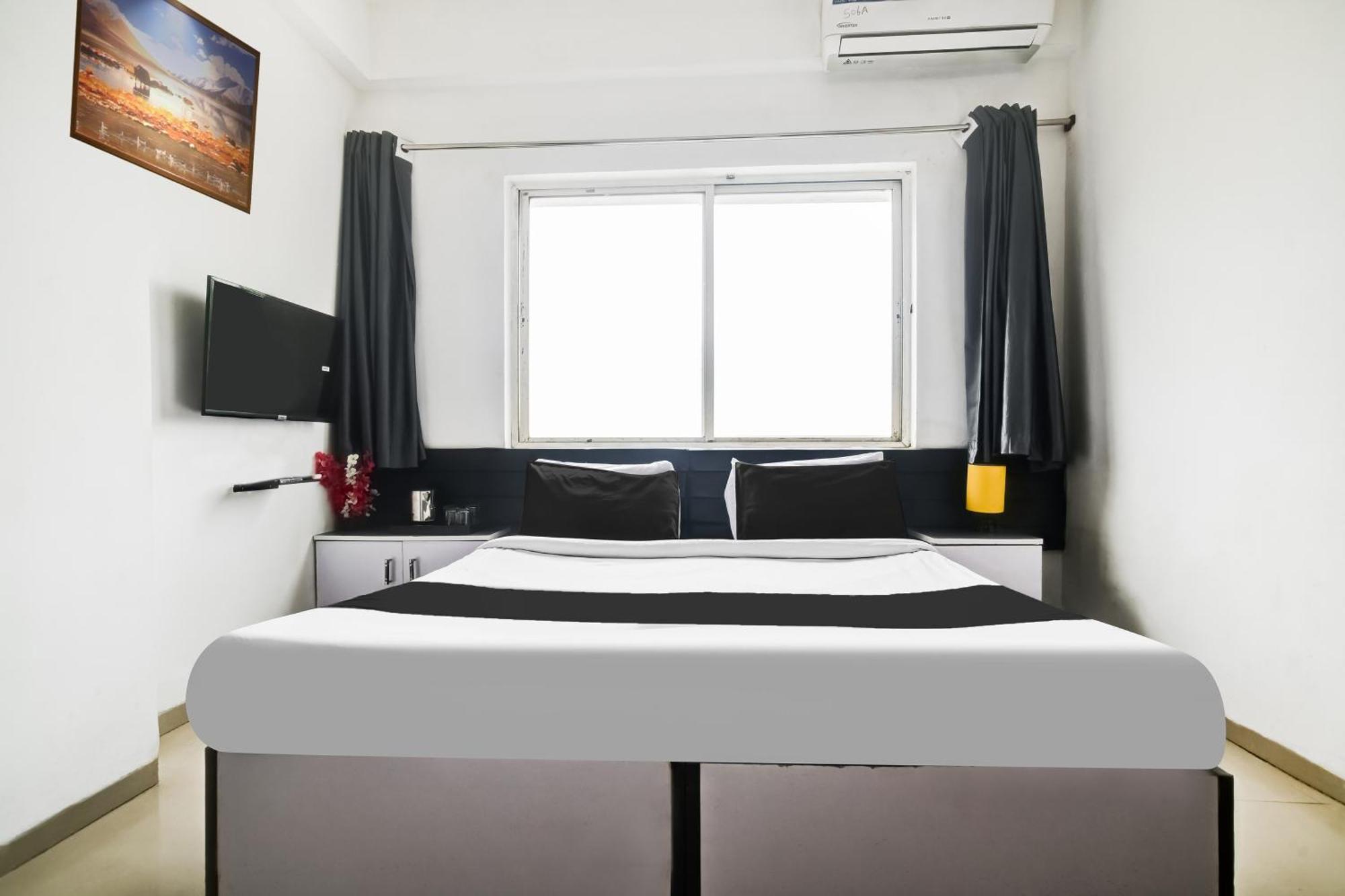 Super Hotel O Indraprasth Индаур Экстерьер фото